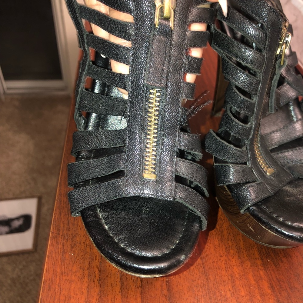 Jessica Simpson pumps - Picture 2 of 2
